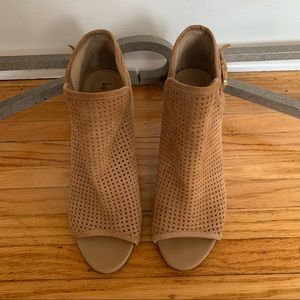 SAM EDELMAN EASTON Perforated Open Toe Bootie EUC